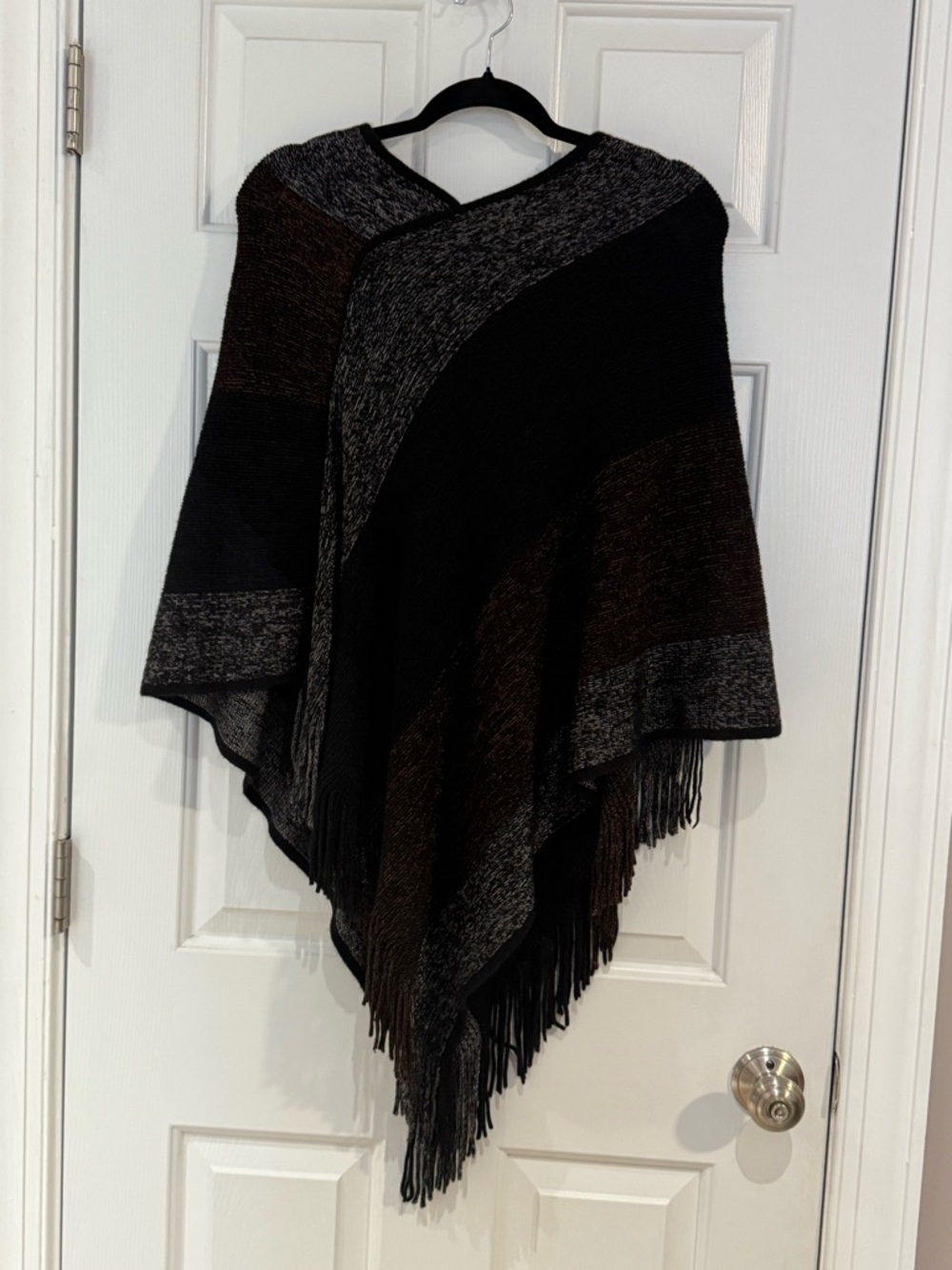 Jack & Missy Fringed Knit Poncho in Black and Dark Brown